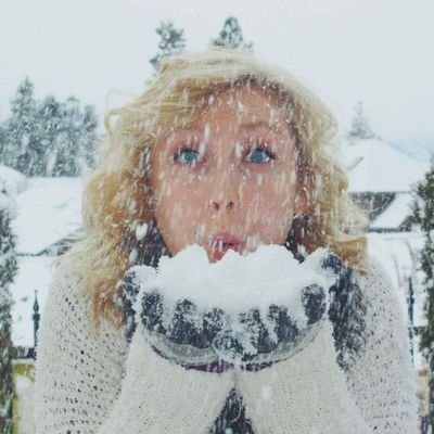 colourthatEILEE's profile picture. Give me revival, joy, community and boundless passion -- In the morning when I rise, give me Jesus