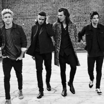 Please follow @_black_rosez_ :) if you choose to follow, mind checking out the tweets as well :)☺️