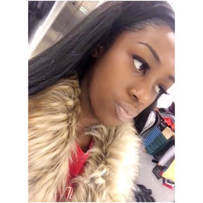 fashion stylist | Clark Atlanta University Student | Styling Director for Molo In The City| Booking Inquiries : kristinakstation@gmail.com