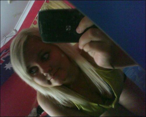 Imperfectonist's profile picture. I'm Tyra. I'm 15 Years of age. Pretty new to twitter :L