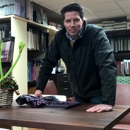 Doelbeek Interieur heeft 35 jaar ervaring in het maken van meubels op maat, herstoffering en complete interieurbouw. Ook repareren wij uw bestaande meubels.