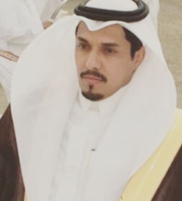 الشاعر بندر الاحمري