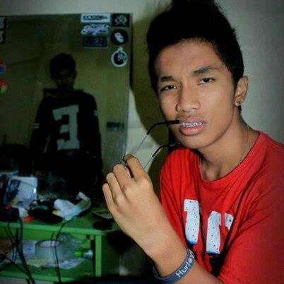 bobi_oktavian's profile picture. Learn to be honest with yourself, Do everything that your heart said