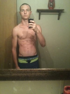 pinksock252's profile picture. 