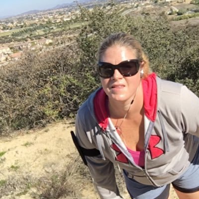 mom🤱🏼wife👰🏼 bulldogs🐶 NMT👩🏼‍⚕️ hiking ⛰travel 🚙