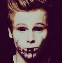 We're Tanner and Cameron ⚫️Tanner( @dcmxnic )- engaged; Dad of two:Vampire/demon⚫️ Cameron ( @awkwxrd_penguin ) Engaged; Expecting: Demon who's sick & twisted⚫️