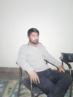 ManiGuj02015393's profile picture. 