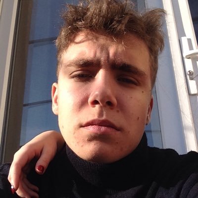 Leonard_Credou's profile picture. Bayern / LSDLP /  https://t.co/DxAvwD43Wi