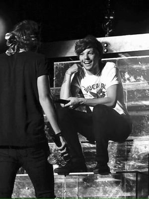 I'm in love with Lou
And all his little things
All the love. H