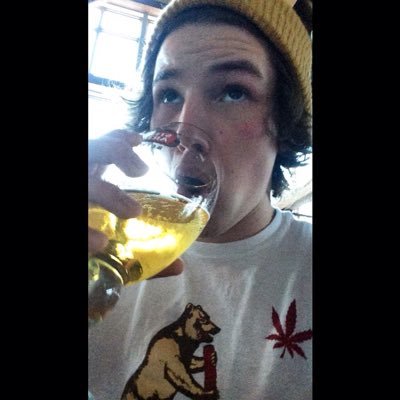 karlinschalkx's profile picture. 