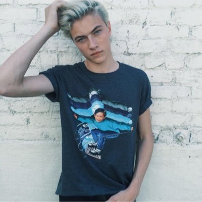 Sam here and yeah Here to make friends and such :) Fl/Rp