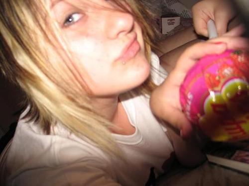 xcaseyjustlike's profile picture. Casey. 20. Cold-hearted.