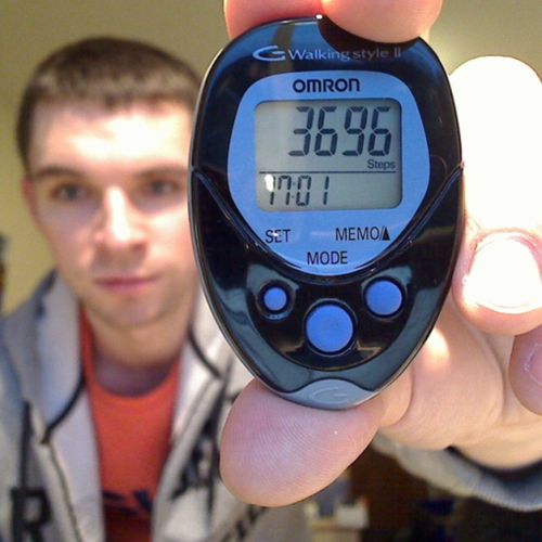 Hello world! I'm @savocado's pedometer.