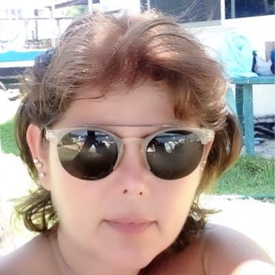 yaninafc's profile picture. 