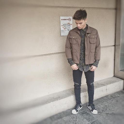 We belong to Ronnie Alonte World because we love him so much and we support him until the end