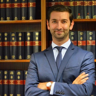 Associate at Ramón C. Pelayo Abogados • Head of Arab & German Desk • International Litigation & Business Law • ISDE Law School • Golf & Sailing