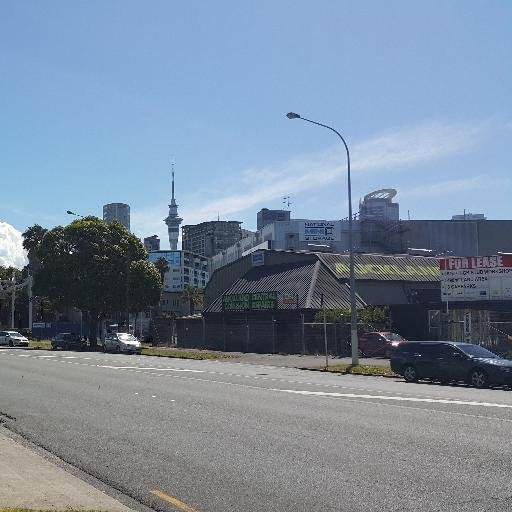 Alharbiiu's profile picture. للاشتراك بالمنصة في البايو