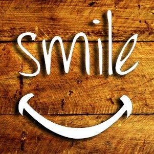 Mira el mundo con una sonrisa 
#smilesunglasses