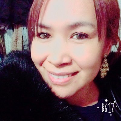 Julie95898112's profile picture. All smiles, curious about the world, people, fashion and sharing with my loved ones. Appreciate everything.