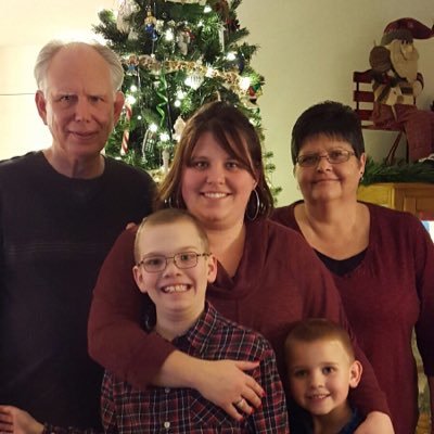 JoanneKeane8's profile picture. I love people. People are the best part of Gods world...Smiles an kindness go a long way. My moto is make a new friend keep the old one silver and  one is gold.