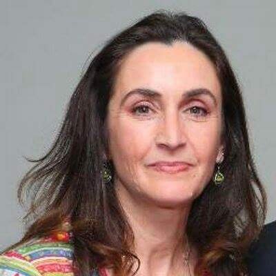 angusalcaz's profile picture. Belmonteña, abogada, con pasión por la vida, por la libertad, por la justicia y, sobre todo, por mi familia.