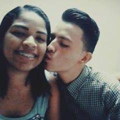 Tengo 17 Años,12/11/98, No me gusta que me MIENTAN
Postre:Todo lo Que tenga Chocolate
Equipo: Real Madrid *--* ♥
Musica: Rap & Reggue
Cantante: Apache, Gona..