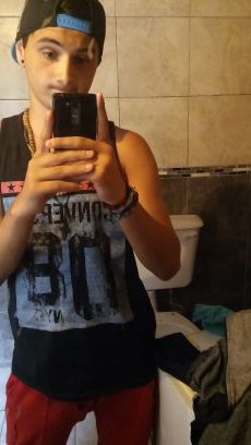 Nenee, me caiste re bien/Sos re buena perrsona//A ver cuando sale algoo e.e Bueno Suerrte en todo//Te Kiero ❤Aguus*