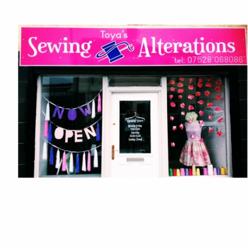 Toya Dressmaking & Alteration Experts Bridal. Evening Wear. Leather. Menswear. Ladies Wear. 
93 Higher Parr Street
Fingerpost
WA9 1AD

Call 07528 068086