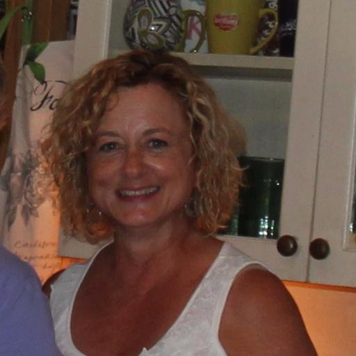 Elementary Librarian in Leander ISD, wife, mom and lover of books and learning!