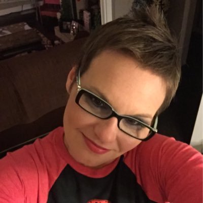CarrieBeeneHuff's profile picture. 