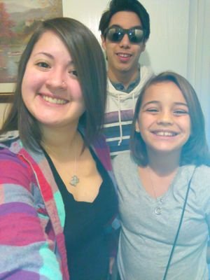 AlexisM0527's profile picture. loveing it