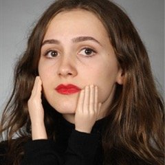 Maude Apatow Profile