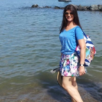 OberoiPreeti's profile picture. Love like you will never get hurt
