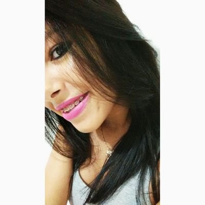 Fala que me odeia e blá blá blá, mais a única coisa que sabê sobre mim é o meu nome, julgar sem conhecer é ter inveja sem admitir, choraaaa baby ✋