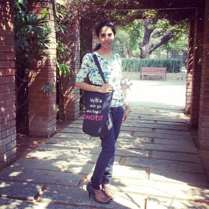 yourssarisha's profile picture. 