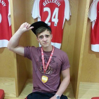 massive #AFC fan, i use this to talk to other #AFC fans.. my normal account is @k_allardyce (follow if you want) #teamfollowback