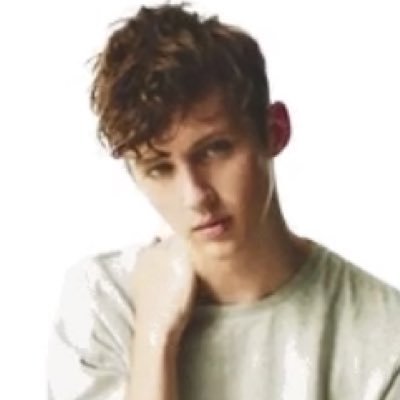hey follow @RAlNBOWSWIFT for some free follows because why not ey