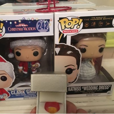Rather obsessed with collecting Funko Pop Vinyl, Marvel, DC & hoping to customise a few