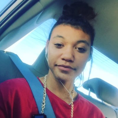 elizabeth_hubby's profile picture. Music