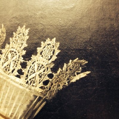 Voxtoria's profile picture. downtown, responsible fashion, urban nature, nude animals, look for me on B sky