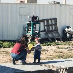 Livro com crônicas e relatos de uma viagem pelo Oriente Médio, em meio a refugiados sírios e iraquianos.