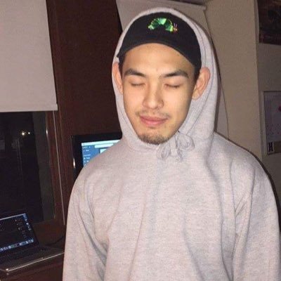 0haaron's profile picture. who REALLY let the dogs out? ohaaron.eth