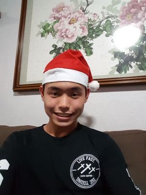 junbintoh's profile picture. If you could reach up and hold a star for every time you've made her smile, the entire evening sky would be in the palm of your hand. - Unknow