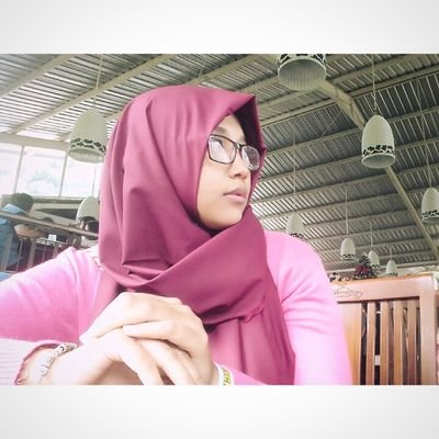 adindadiin's profile picture. Alumni PGSD UKSW'13 |  Elementary Teacher 🙋🙌