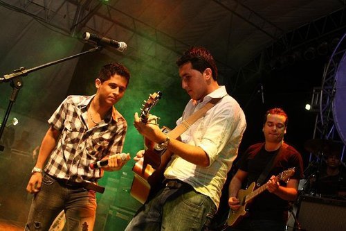 Fã Clube oficial Cesar e Danilo