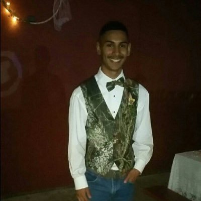 ReyesJuan06702's profile picture. online marketer, sales associate for myEcon