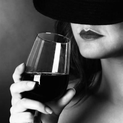 1stclasssec's profile picture. Obsessed with anything #Musketeers !! Scribbling a priority - #snowangel