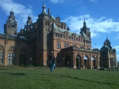 loliprzh's profile picture. Amante de la música, de los libros y de los viajes.