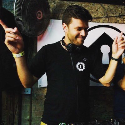 Adamwah's profile picture. Tech Specialist at Autodesk | Dad | Music Producer/DJ in my spare time