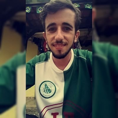 estudante de ed. fisica
Atleta na equipe @BarSemOfficial ⚽☝
♈//insta: @clebi_inho // snap: clebiinhoo